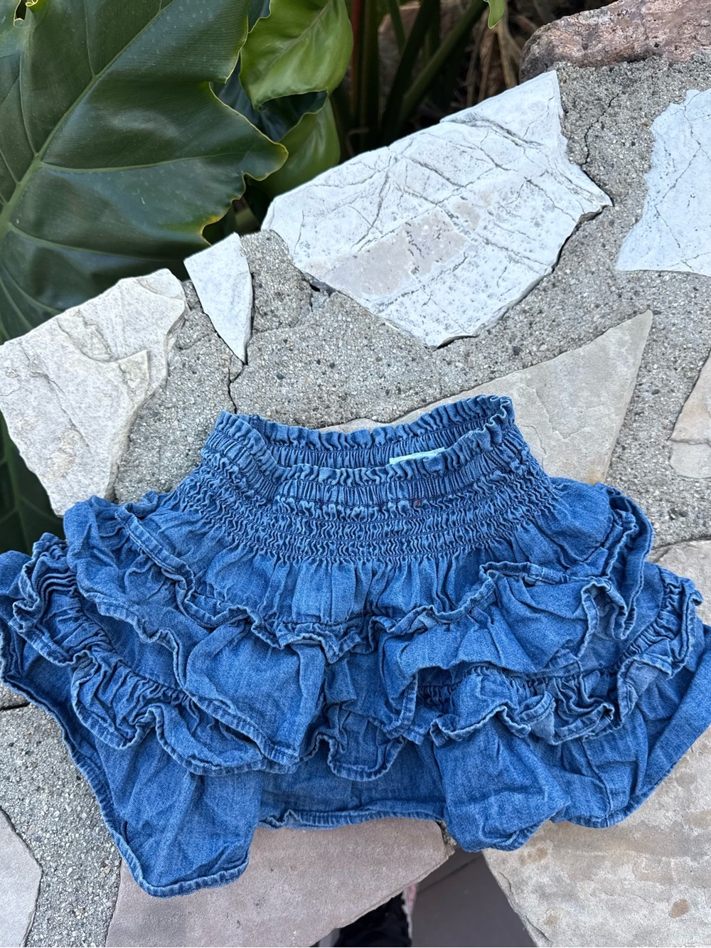 GAP x LoveShackFancy Kids Smocked Denim Mini Skirt sz XS